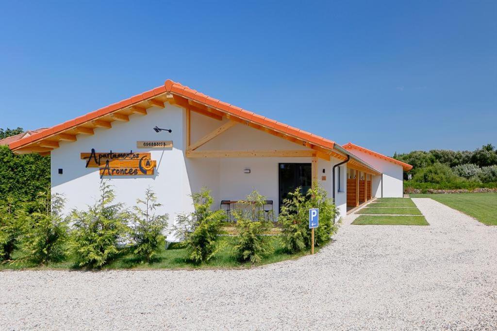 Apartamentos Aronces Кудільєро Екстер'єр фото
